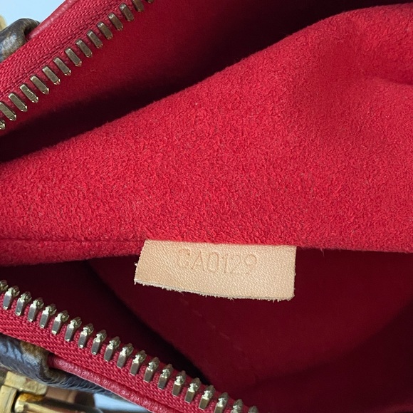 Authentic Louis Vuitton V Tote BB - Picture 10 of 14